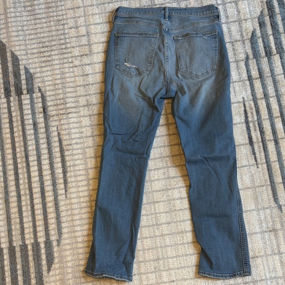 GAP Women’s Vintage Slim High Rise Straight Blue Jeans with Distressed Details - Picture 6 of 12